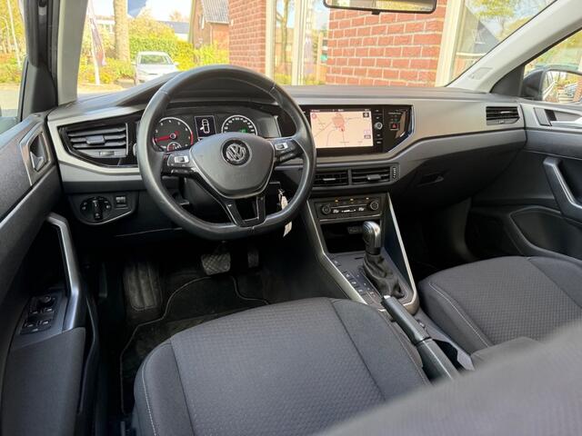 Volkswagen POLO 1.0 TSI Comf.l. Bus. Automaat TREKHAAK / 17 INCH / CARPLAY / AND
