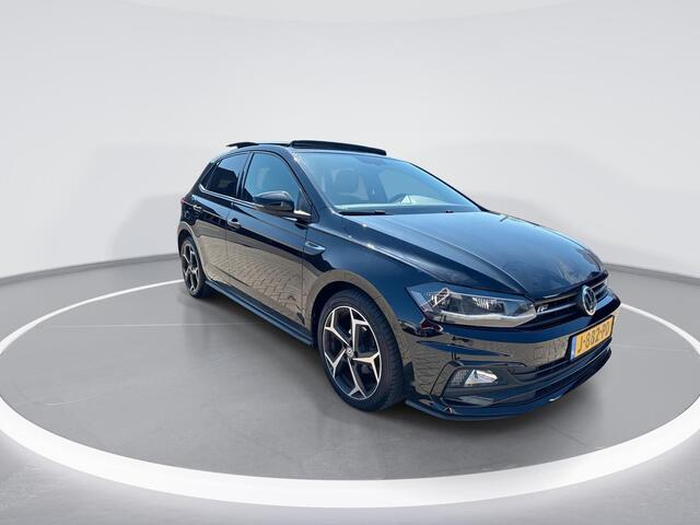 Volkswagen POLO 1.0 TSI 95pk Highline Business R · Panoramadak · Camera · Keyless · Stoelverwarming · Parkeerassistent · 17"Velgen · Draadloze Telefoonlader ·