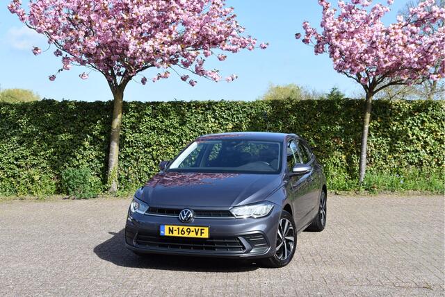 Volkswagen POLO 1.0 TSI Life Nw model NAP Carplay PDC virtueel LED 1e eigenaar