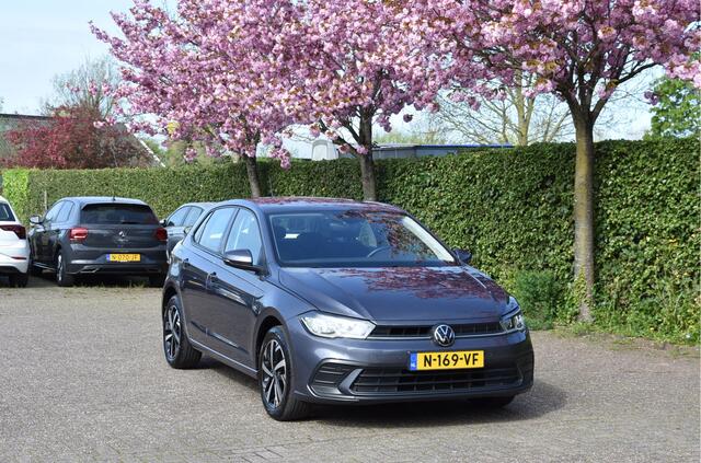 Volkswagen POLO 1.0 TSI Life Nw model NAP Carplay PDC virtueel LED 1e eigenaar