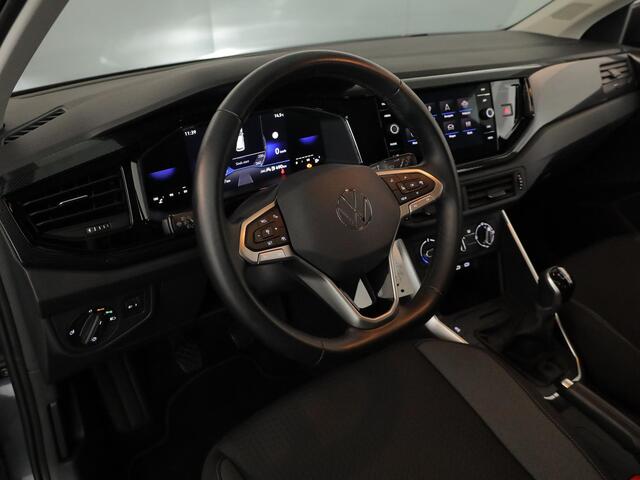 Volkswagen POLO 1.0 TSI Life Business 95 PK | Verlengde garantie | Navigatie via app | Parkeersensoren |