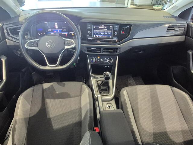 Volkswagen POLO 1.0 TSI Life | Virtual Cockpit | Airco | DAB | Navigatie via Apple Carplay of Android Auto | Cruise Control | Elektrische Ramen Voor en Achter | Middenarmsteun Voor |