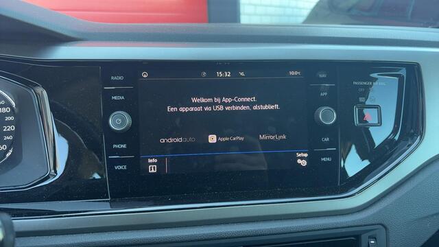 Volkswagen POLO 1.0 TSI Comfortline CARPLAY / PDC / NAVI / AIRCO / ACC / DAB+ / NL-AUTO