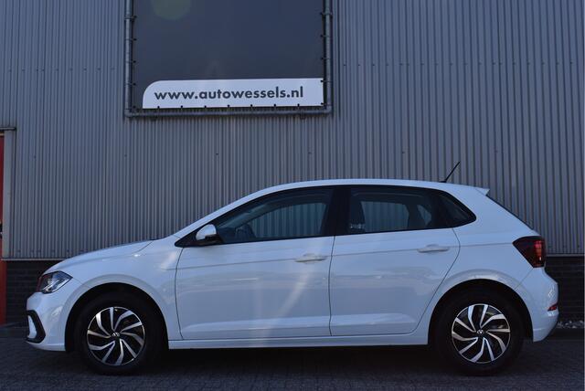 Volkswagen POLO 1.0 TSI Life Facelift! Adaptive cruise, PDC v+a, LED, Carplay