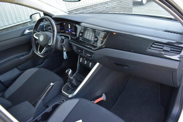 Volkswagen POLO 1.0 TSI Life Facelift! Adaptive cruise, PDC v+a, LED, Carplay