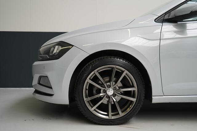 Volkswagen POLO 1.0 TSi 95pk Comfortline 5-drs | Keyless | Parkeersensoren | Carplay | Cruise control | Lm velgen