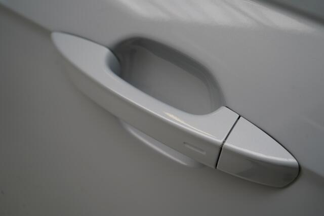 Volkswagen POLO 1.0 TSi 95pk Comfortline 5-drs | Keyless | Parkeersensoren | Carplay | Cruise control | Lm velgen