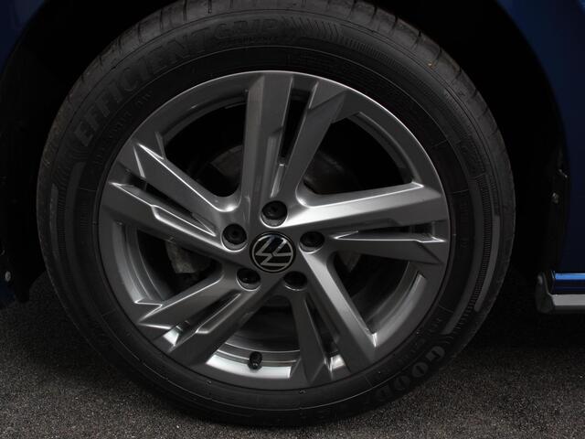 Volkswagen POLO 1.0 TSI R-Line Automaat Camera Parkeer sensoren Adaptive Cruise control Climate Control Extra getint glas Lichtmetalen velgen Stoelverwarming Navigatie Apple Carplay/Android Auto