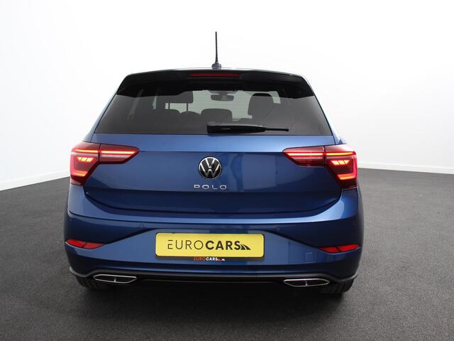 Volkswagen POLO 1.0 TSI R-Line Automaat Camera Parkeer sensoren Adaptive Cruise control Climate Control Extra getint glas Lichtmetalen velgen Stoelverwarming Navigatie Apple Carplay/Android Auto