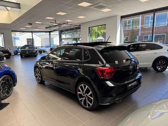 Volkswagen POLO 2.0 TSI GTI / Pano / Keyless / Camera