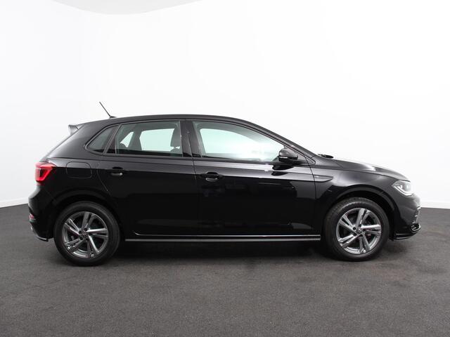 Volkswagen POLO 1.0 TSI R-Line Automaat Camera Digitale Cockpit Parkeer sensoren Adaptive Cruise control Climate Control Lichtmetalen velgen Stoelverwarming Navigatie Apple Carplay/Android Auto