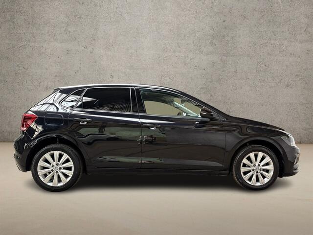 Volkswagen POLO 1.0 TSI Highline Sport Automaat (GROOT NAVI, CLIMATE CONTROL, STOELVERWARMING, ADAPTIVE CRUISE, SPORTSTOELEN, LM VELGEN, ELEK PAKKET, PAEKEERSENSOREN, NIEUWSTAAT)