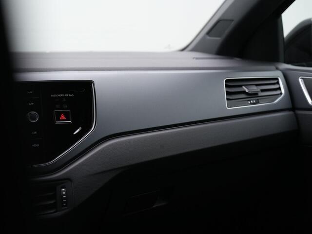 Volkswagen POLO 1.0 TSI 95 pk DSG R-Line | IQ Light | Achteruitrijcamera | Adaptive Cruise | Stoelverwarming | Navigatie