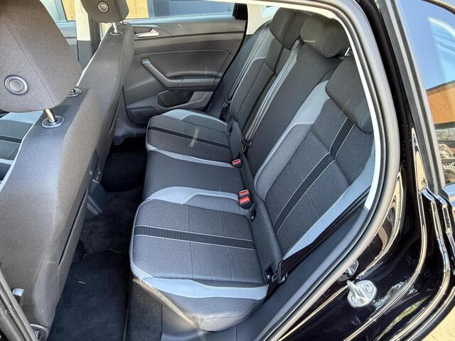 Volkswagen POLO 1.0 TSI Automaat IQ Light, Digi Dashboard, Stoelverwarming.