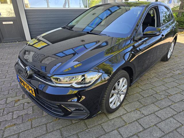Volkswagen POLO POLO1.0TSI Business DSG LED