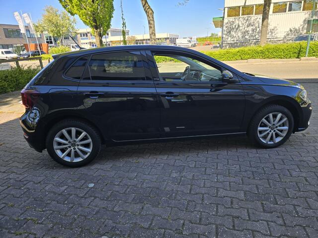 Volkswagen POLO POLO1.0TSI Business DSG LED