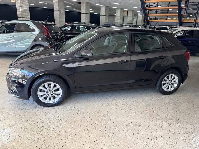 Volkswagen POLO 1.0 TSI Limited Edition / Afn.Haak / Airco / Cruise / Navi / Pdc