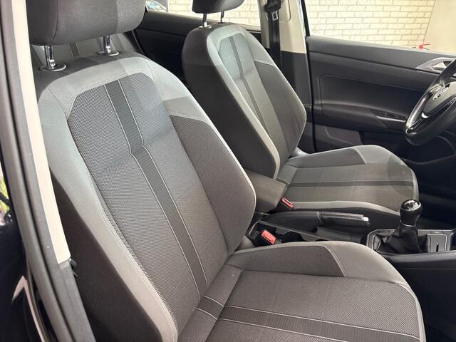 Volkswagen POLO 1.0 TSI Limited Edition / Afn.Haak / Airco / Cruise / Navi / Pdc