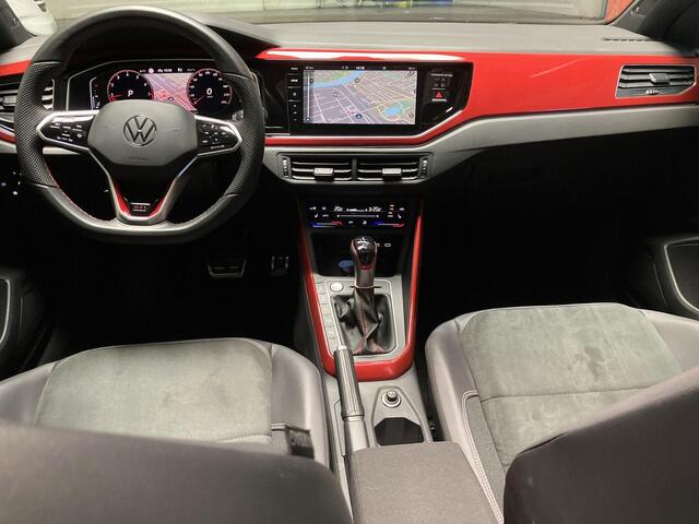 Volkswagen POLO 2.0TSI/207PK GTI DSG · Panoramadak · Leder/Alcantara · Camera + Parkeersensoren