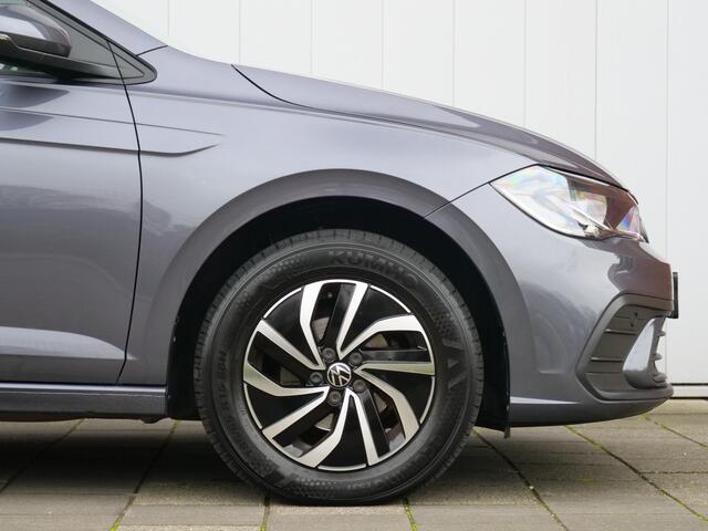 Volkswagen POLO 1.0 TSI 96 Pk Life Apple Carplay / DAB / Cruise control