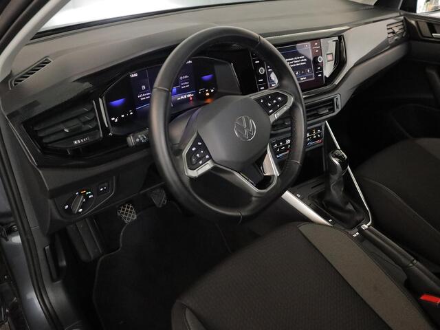 Volkswagen POLO 1.0 TSI Life Edition 95pk | Navigatie | Stoelverwarming | PDC