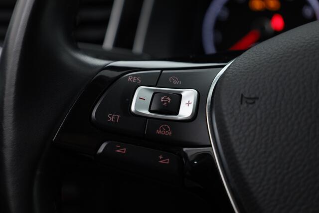 Volkswagen POLO 1.0 TSI Highline | Adapt. Cruise | Stoelverw. | Apple CarPlay & Android Auto | PDC V+A | Navi |