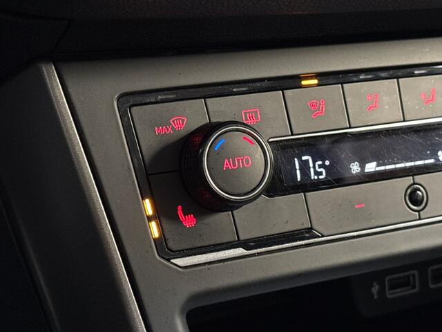 Volkswagen POLO 1.0 TSI Sportline (APPLE CARPLAY, GROOT NAVI, CLIMATE, STOELVERWARMING, SPORTSTOELEN, CRUISE, PARKEERSENSOREN, LM VELGEN, NIEUWE APK, NIEUWSTAAT)