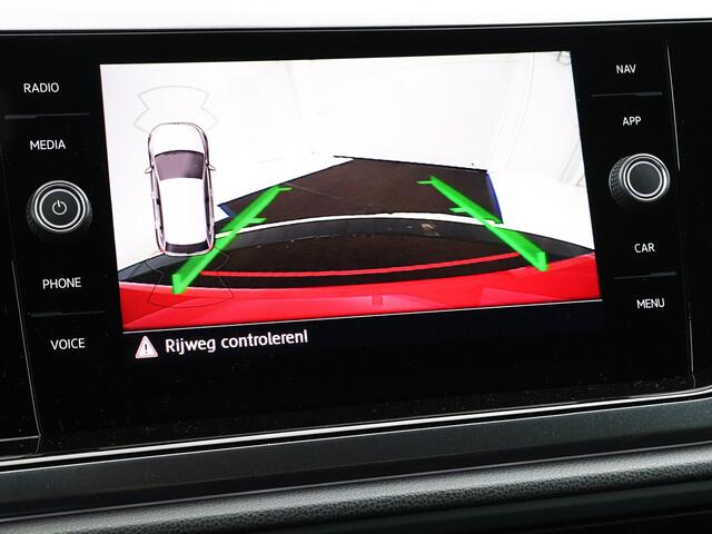 Volkswagen POLO 1.0 TSI 95pk Highline · R-line exterieur · Apple/Android Car Play · 17"Velgen · ACC · Active Info Display · Spraakbediening · Alarmklasse 3 · LED Koplampen ·