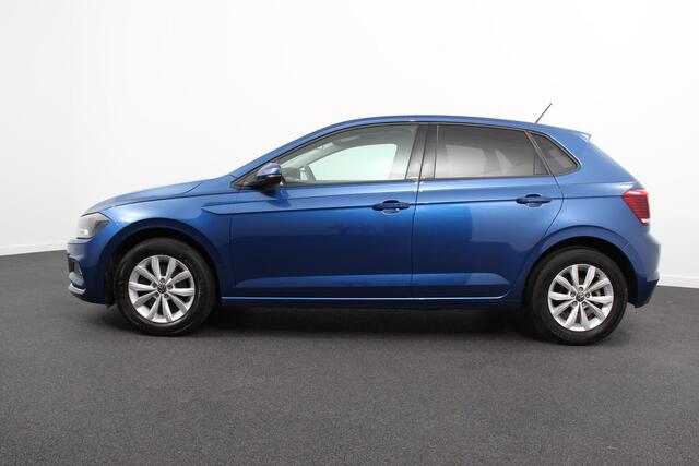 Volkswagen POLO 1.0 TSI 110 pk DSG Highline Navigatie Apple Carplay/Android Auto Parkeersensoren Adaptive Cruise Control Afneembare trekhaak Getinte ramen Stoelverwarming Climatronic