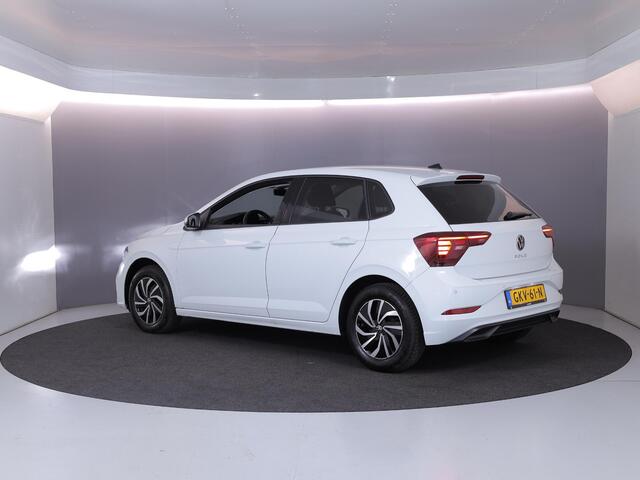 Volkswagen POLO 1.0 TSI Life Edition 95 pk | Verlengde garantie | Navigatie | Parkeersensoren achter | Achteruitrijcamera | LED koplampen |