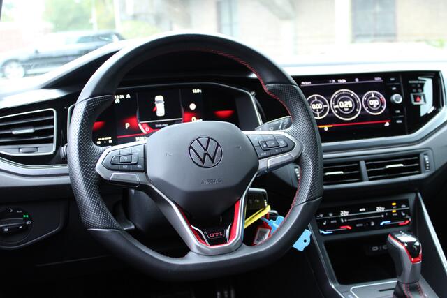 Volkswagen POLO GTI 2.0 TSI 210PK DSG GTI-SPORT LED/CARPLAY/PDC BOVAG GARANTIE