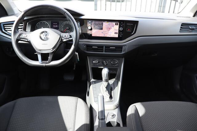 Volkswagen POLO 1.0 TSI Comfortline Automaat! Apple carplay/Adaptieve cruise control/Navigatie/DAB/Airco