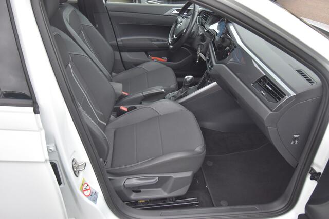 Volkswagen POLO 1.0 TSI Comfortline , EL PANODAK , NAVI VIA APP , CLIMTR , CR CONTR , LED KOPL , LMV18 , PDC V+A ,