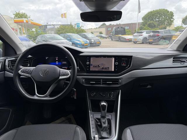 Volkswagen POLO 1.0 TSI Life AUTOMAAT | NAVIGATIE | ADAPTIEVE CRUISECONTROL | AIRCO | PARKEERSENSOREN | VIRTUEEL COCKPITDISPLAY | APPLE CARPLAY & ANDROID AUTO |