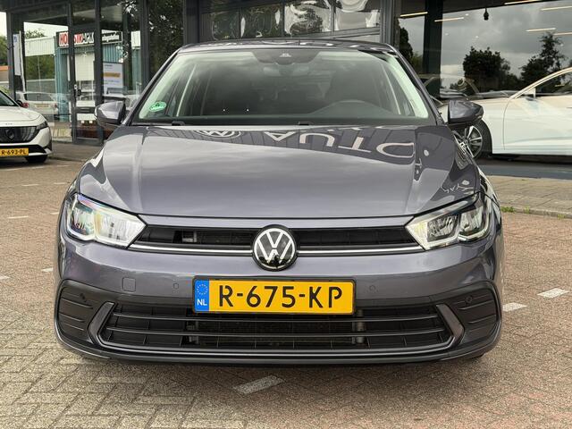 Volkswagen POLO 1.0 TSI Life AUTOMAAT | NAVIGATIE | ADAPTIEVE CRUISECONTROL | AIRCO | PARKEERSENSOREN | VIRTUEEL COCKPITDISPLAY | APPLE CARPLAY & ANDROID AUTO |
