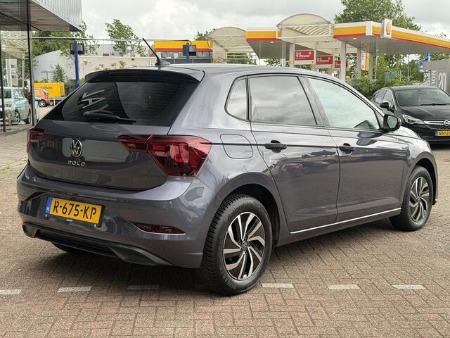Volkswagen POLO 1.0 TSI Life AUTOMAAT | NAVIGATIE | ADAPTIEVE CRUISECONTROL | AIRCO | PARKEERSENSOREN | VIRTUEEL COCKPITDISPLAY | APPLE CARPLAY & ANDROID AUTO |
