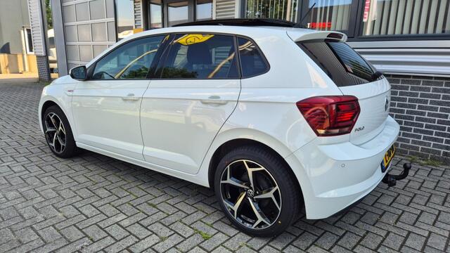 Volkswagen POLO 1.0i TSI AIRCO CRUISE PDC PANO DAK TREKHAAK