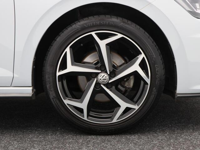Volkswagen POLO 1.0 TSi 115 Pk Highline | Panorama dak | Camera | Adaptive Cruise | Climatronic | CarPlay | 17 Inch | 51.950 Km !!