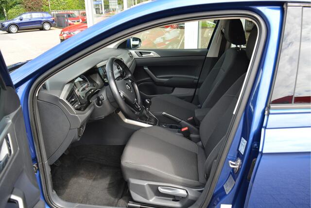 Volkswagen POLO 1.0 96PK TSI Comfortline Executive | Adaptive | PDC V+A | CarPlay | Orig. NL | Trekhaak |