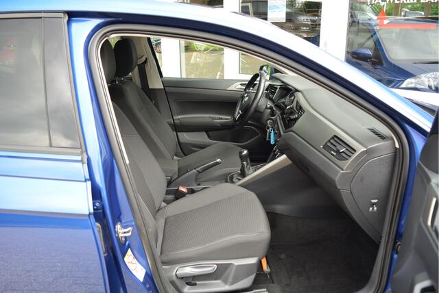 Volkswagen POLO 1.0 96PK TSI Comfortline Executive | Adaptive | PDC V+A | CarPlay | Orig. NL | Trekhaak |