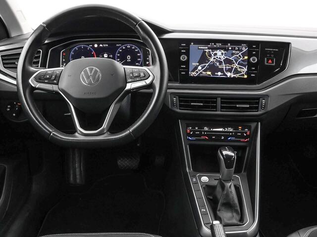 Volkswagen POLO 1.0 TSI 95pk DSG Style · Camera · Apple/Android Car Play · IQ Light · Navigatie · P-Sensoren · Stoelverwarming · 17'' Inch ·