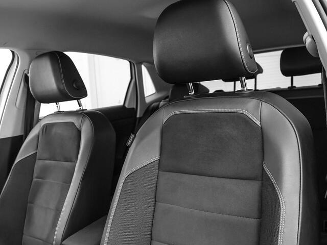 Volkswagen POLO 1.0 TSI 95pk DSG Style · Camera · Apple/Android Car Play · IQ Light · Navigatie · P-Sensoren · Stoelverwarming · 17'' Inch ·