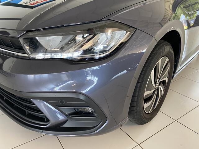 Volkswagen POLO 1.0 TSI Life automaat 5 Drs Carplay /Stoelverwarming / Navigatie / Cruise controle