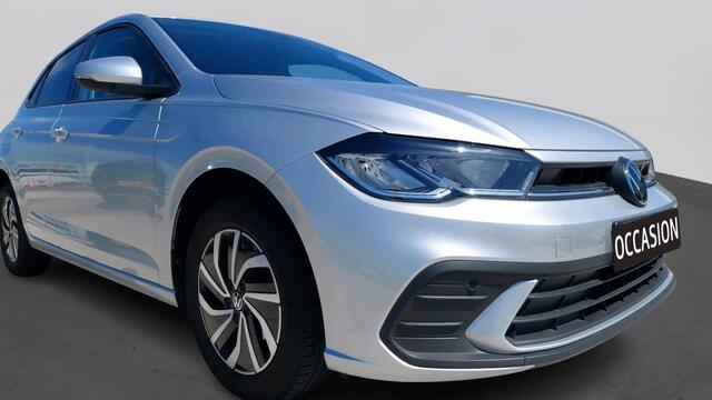 Volkswagen POLO 1.0 TSI Life Business | Camera | verwarmde stoelen | Navigatie | App Connect |
