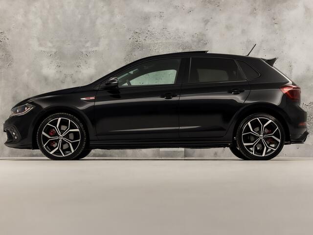 Volkswagen POLO 2.0 TSI GTI 207Pk Automaat (PANORAMADAK, APPLE CARPLAY, GROOT NAVI, IQ LIGHT, LEDER/ALCANTARA, GRILLE VERLICHT, STOELVERWARMING, GETINT GLAS, NIEUWE APK, NIEUWSTAAT)