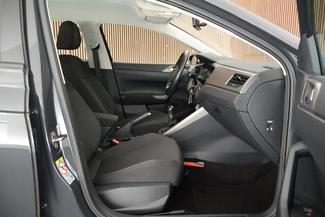 Volkswagen POLO 1.0 TSI 95pk Comfortline Parkeersensoren Navigatie ACC