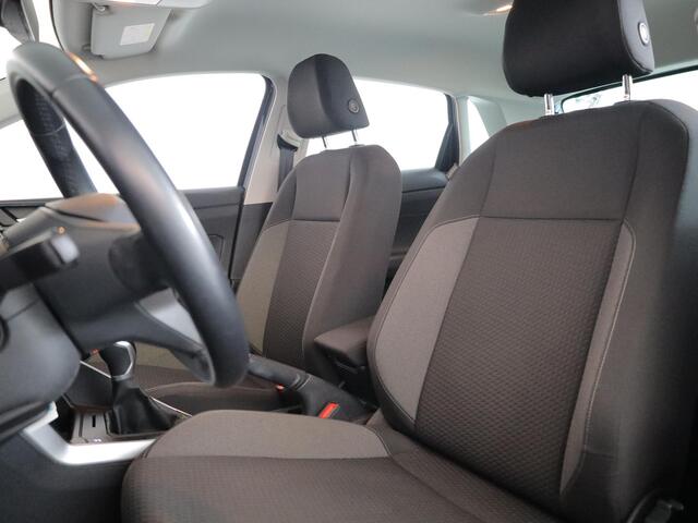 Volkswagen POLO 1.0 TSI Life 95 pk | Navigatie via App | Parkeersensoren achter | Adaptieve cruise control | LED koplampen |
