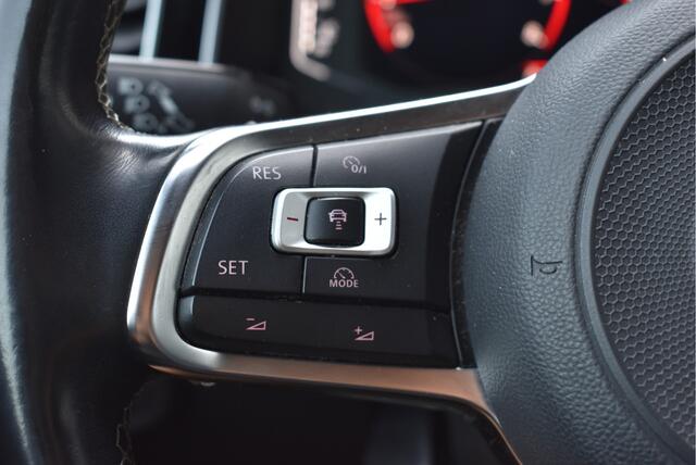 Volkswagen POLO 1.0 TSI Highline R-line 2x R-line, Virtual cockpit, Afn. trekhaak, Camera, Adaptive cruise, Carplay