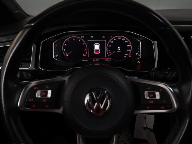 Volkswagen POLO 1.0 TSI Highline 95 pk | Navigatie | Panoramadak | Parkeersensoren | LED koplampen | Adaptieve cruise control | Apple Carplay/Android Auto | R-Line |