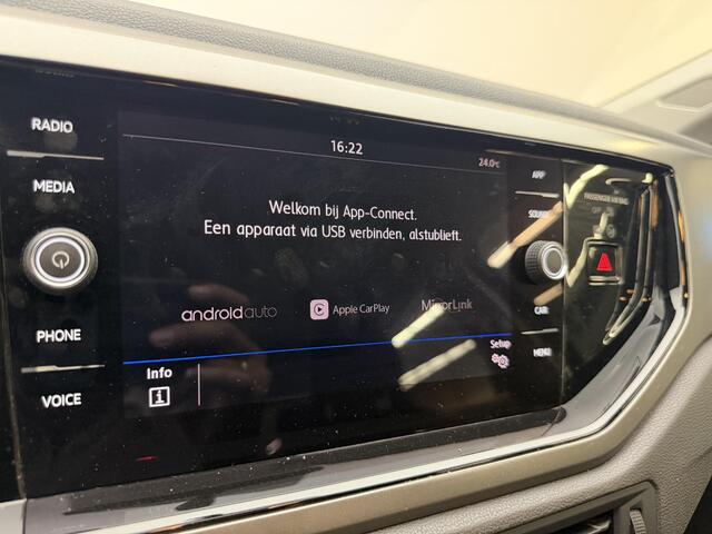 Volkswagen POLO 1.0 TSI Comfortline | Automaat | Carplay | 4 season banden | Lm velgen